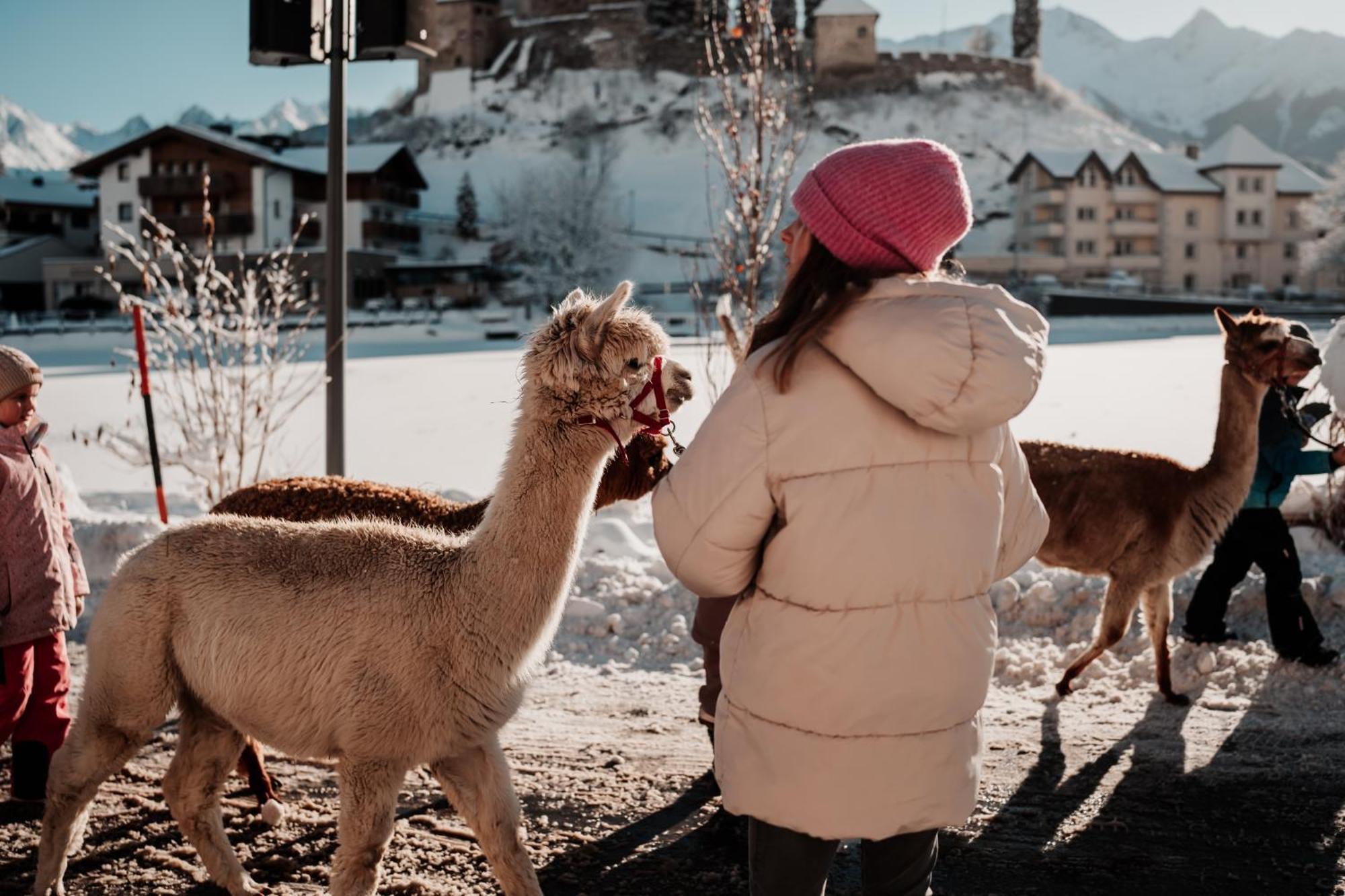 Kinderhotel Laderhof 라디스 외부 사진