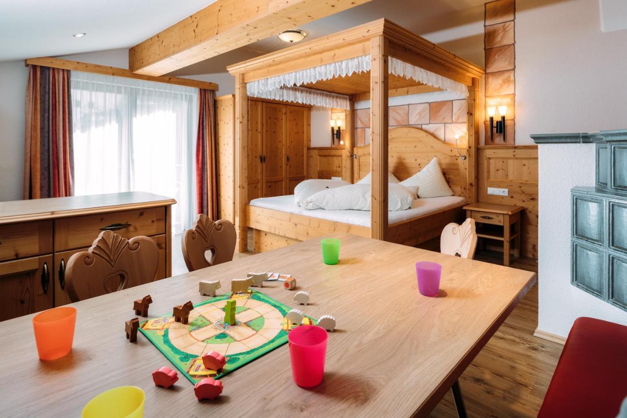 Kinderhotel Laderhof 라디스 외부 사진