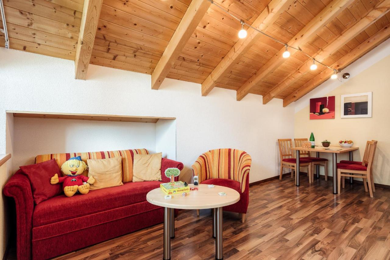 Kinderhotel Laderhof 라디스 외부 사진
